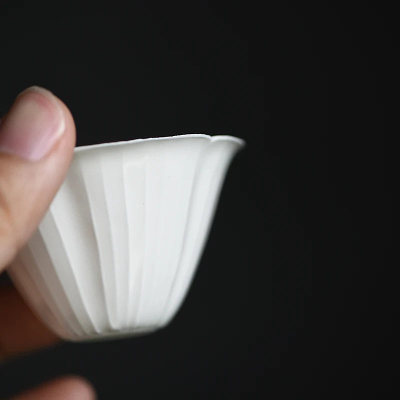 of the jingdezhen pure hand-carved cup sweet white glaze flower petals ling sample tea cup thin body porcelain cup