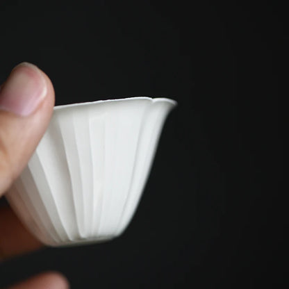 of the jingdezhen pure hand-carved cup sweet white glaze flower petals ling sample tea cup thin body porcelain cup