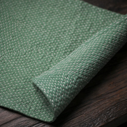 of the jingdezhen thorn mat mat mat hand embroidered tea son hand dyed fabric by hand sewing plants insulation pad