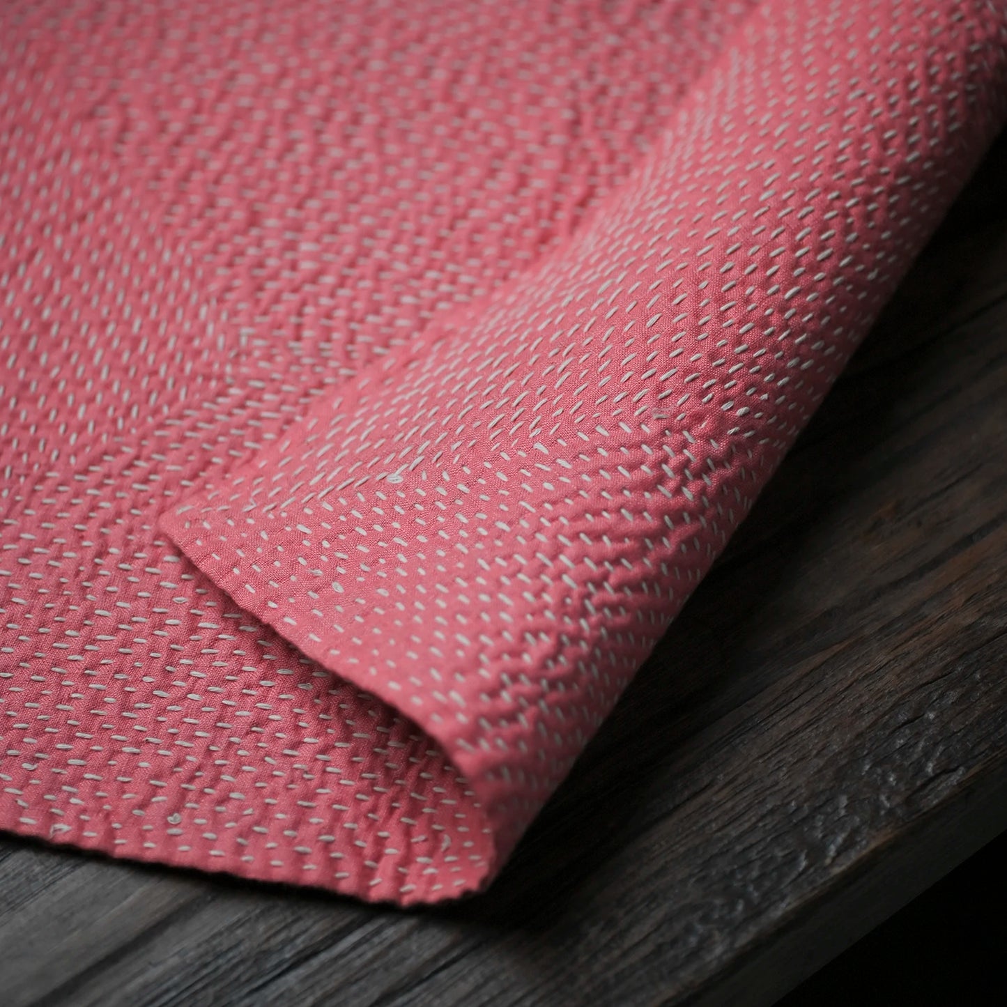 of the jingdezhen thorn mat mat mat hand embroidered tea son hand dyed fabric by hand sewing plants insulation pad
