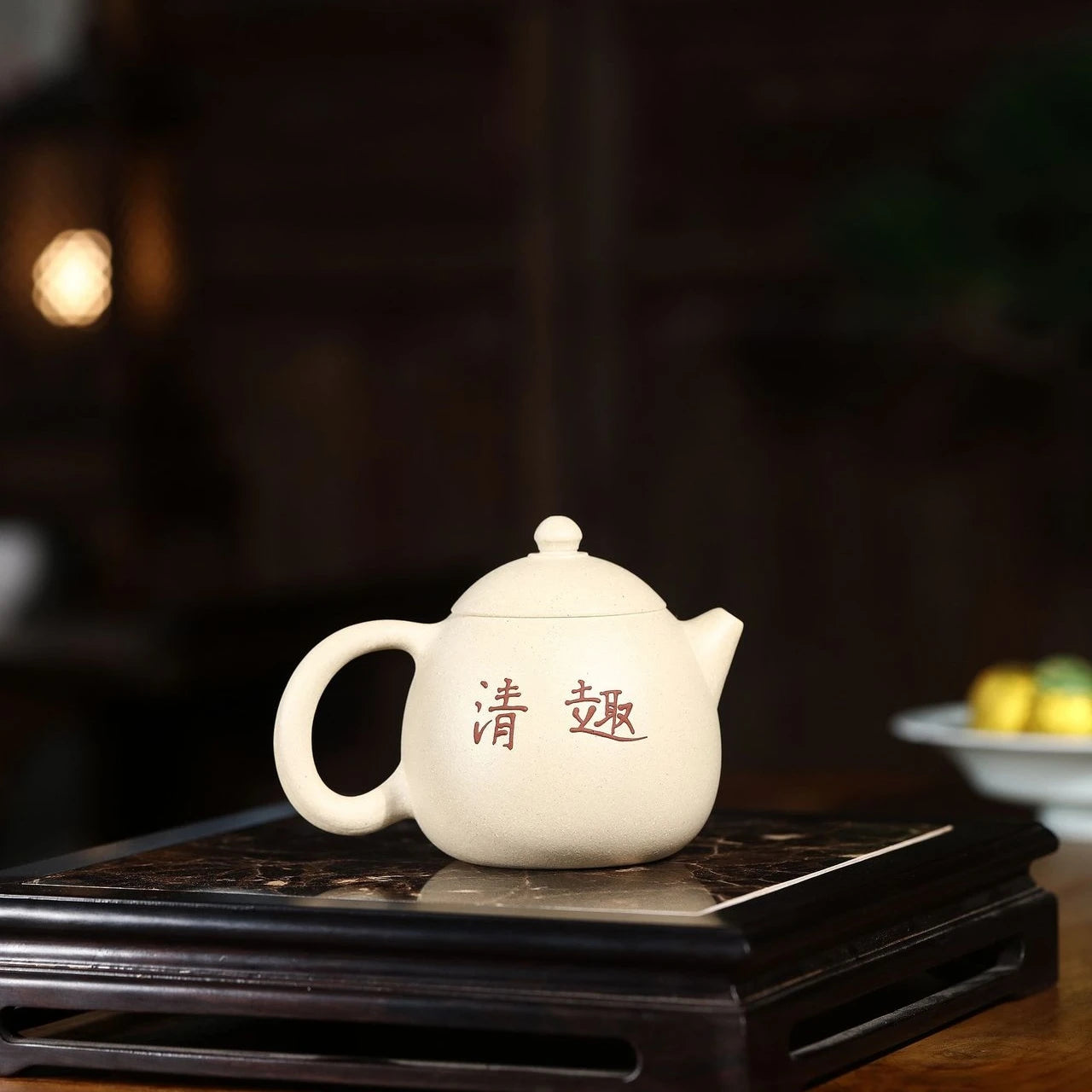 original ore real yixing zisha clay tea pot white duan grit floral relief master carved dragon egg shape design fish print pots