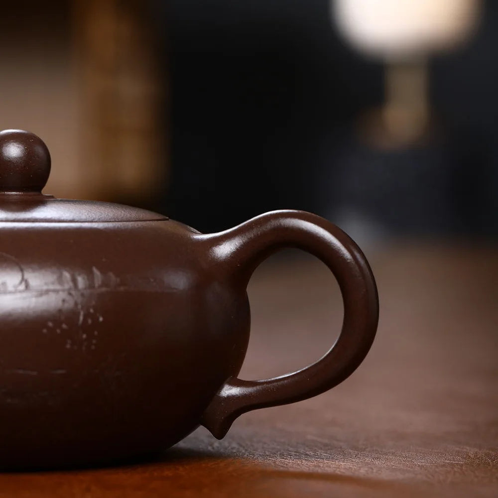 original ore real yixing zisha purple clay tea pot hand carved Chinese kungfu pots 240ml on sales China master pot of tea new