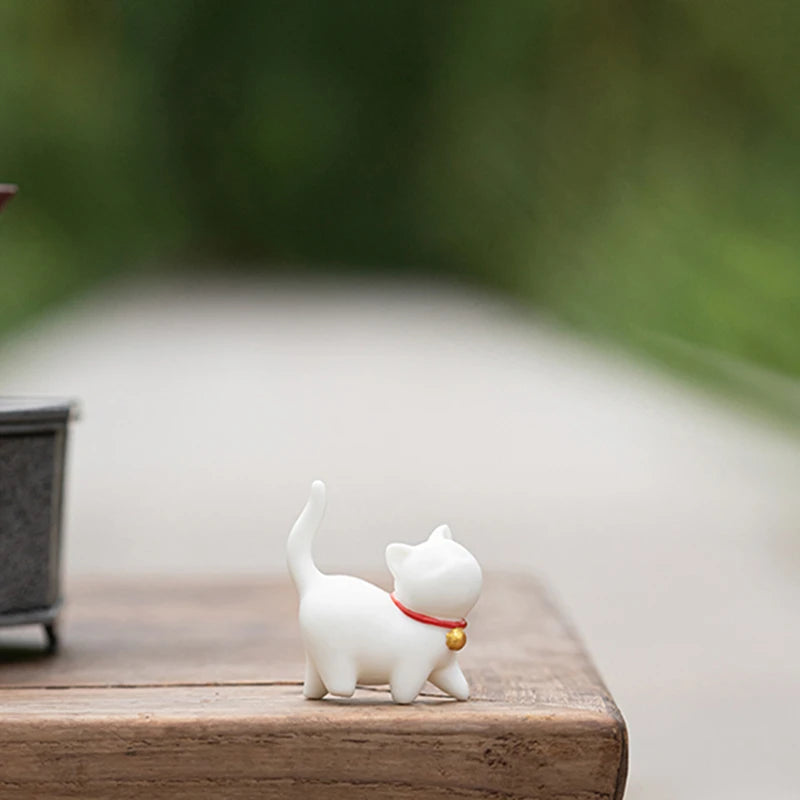 porcelain cat small size house warming gift china tea pet mascot home table decoration tea play on sales Chinese