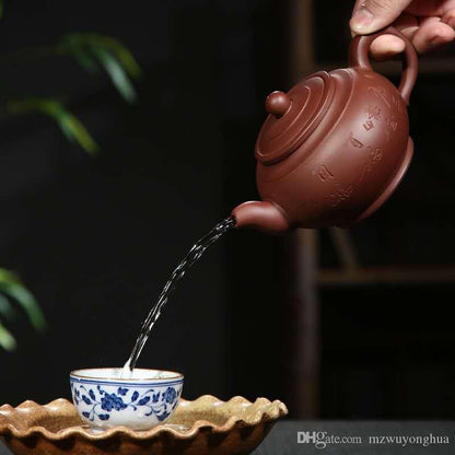 Yixing Zisha Pottery Teapot Gift For Friends of China Style Ceramic Purple Clay Material Use Safe Zisha Tea Set