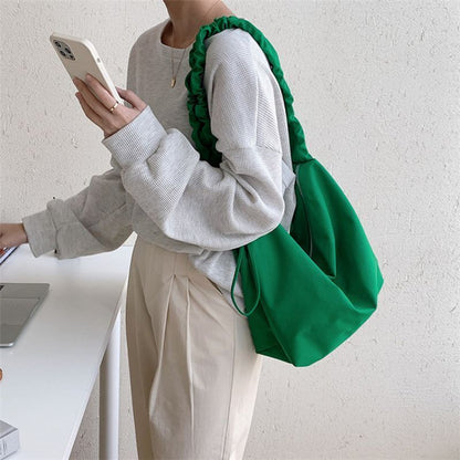 Simple Messenger Bag Large Capacity Shoulder Purse Leisure Pleated Nylon Pouch