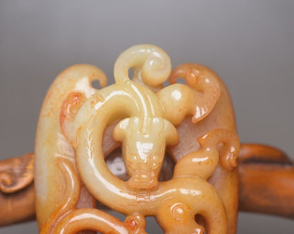 Chinese Old Natural Hetian Jade Carved Dragon Statue Pendant Jewelry Collections