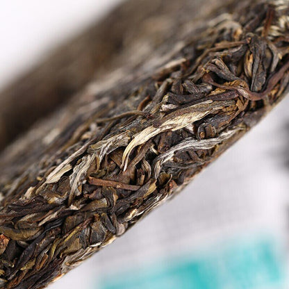 Yunnan Shen Shan Old Tree Raw Haiwan Puerh Tea Lao Tong Zhi Puer Tea Cake Top-