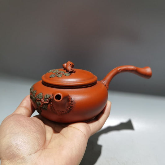 Chinese Yixing Zisha Clay Handmade Exquisite flower pattern Teapot 品名：唐宇 底款：蒋蓉
