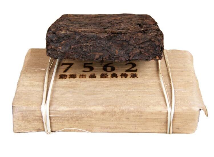 Menghai Xinghai Mature Pu er 7562 Brick Old Tea 250g Yunnan ShuTop Grade-