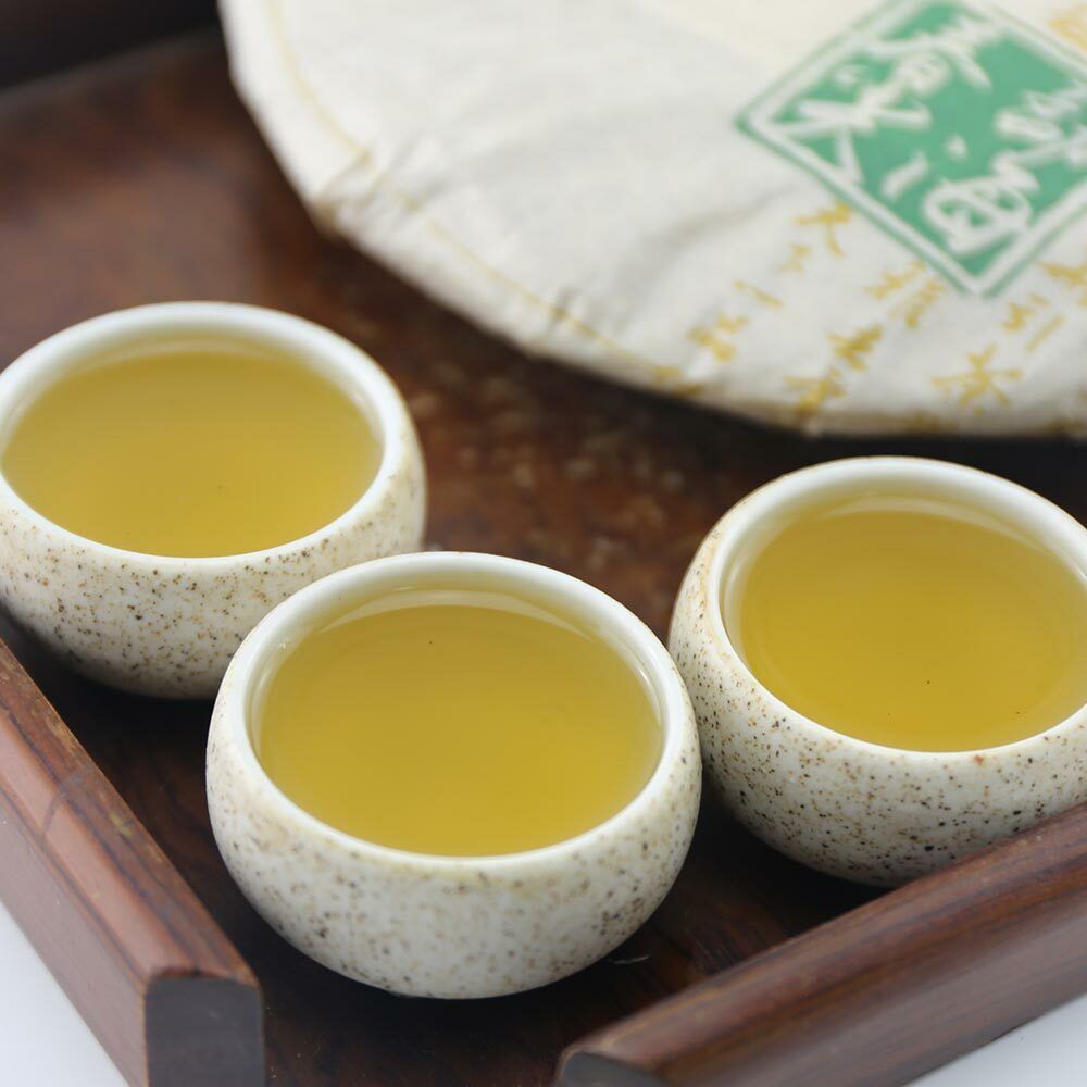 Yipintang Menghai Cha Puer Cake Sheng Puer 357g