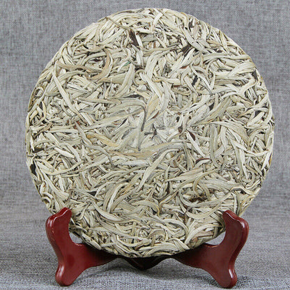 2018 Silver Needle White Tea Ancient Tree Yunnan Moonlight White Single Bud 357g