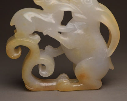 Chinese Natural Hetian Jade Carved Sculpture Exquisite Rabbit Statue Collections