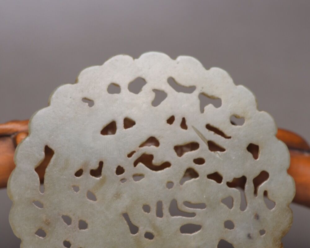Antique Chinese Natural Hetian Jade Carved Dragon Jade Pendant Nice Jewelry Gift
