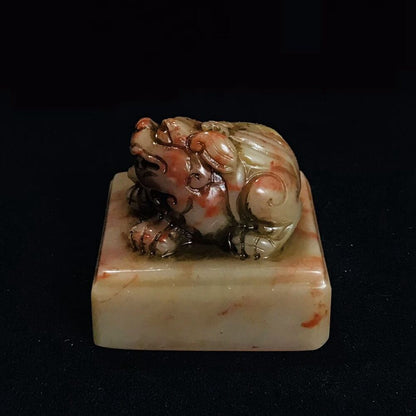 Antique Chinese Shoushan Stone Carving Beast Statues Seal Decoration Collectible