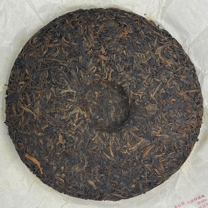 Pu-erh tea, 2010, Guoyan Xishuangbanna, hemp black premium, 400g, Raw