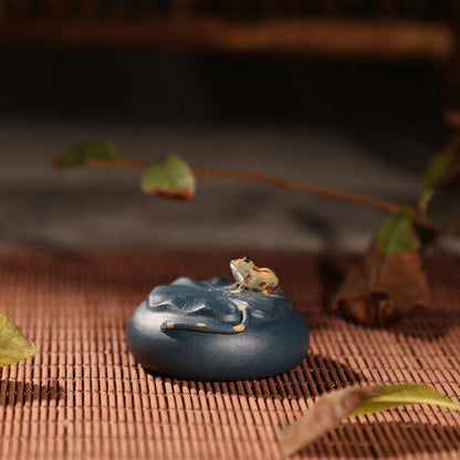 One Handmade Artware Frog On Lotus Leaf Mini Zisha Tea Pet Creative Decoration