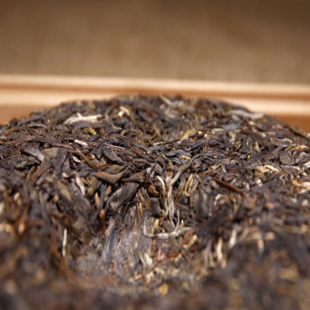 357g Yunnan cha Puer Tea Pu-erh Cake Tea Early Spring Green Puer Tea Organic tea