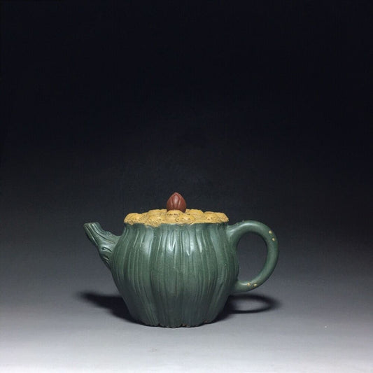 l-0Chinese Yixing Zisha Clay Handmade Exquisite Teapot （莲蓬壶 底款：蒋蓉）