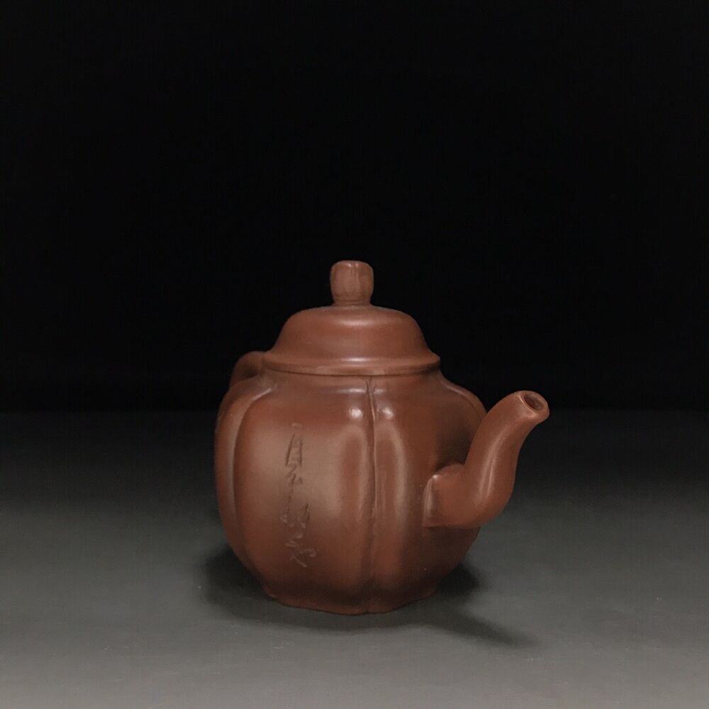 vintage chinese yixing purple clay teapot zisha ceremony carving Collectible art
