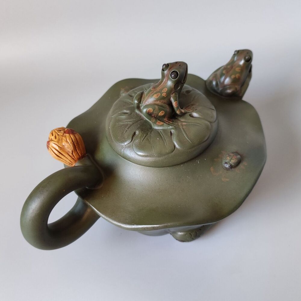Chinese Yixing Purple Clay Teapot Tea Set Pot Zisha Ceramic Cute Decor Figurine