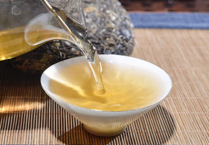 357g Yunnan Pu'er Raw Tea Cake Raw Tea Cake Pu'er Raw Tea