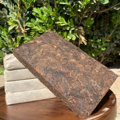 200g Ripe Puerh Tea Brick Golden Banzhang Pu-erh Cooked Tea Organic Pu'er Tea