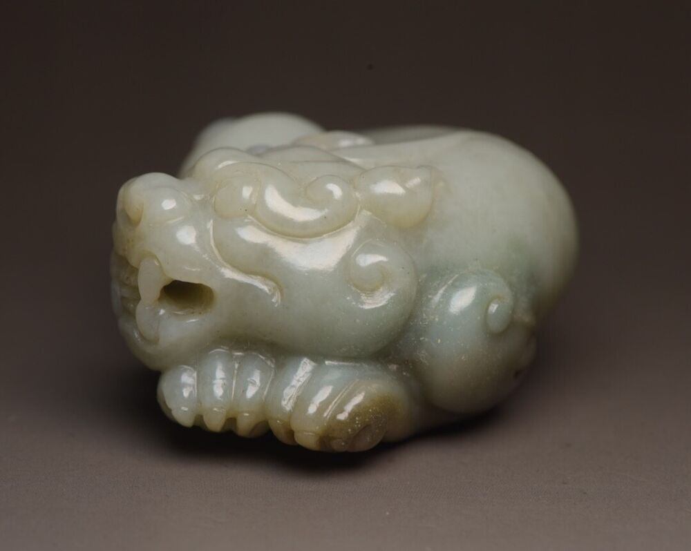 Chinese Antique Hetian Jade Carved Sculpture Exquisite Beast Statue Collections