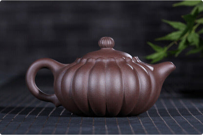 Chinese Yixing Zisha Clay Handmade Exquisite Teapot