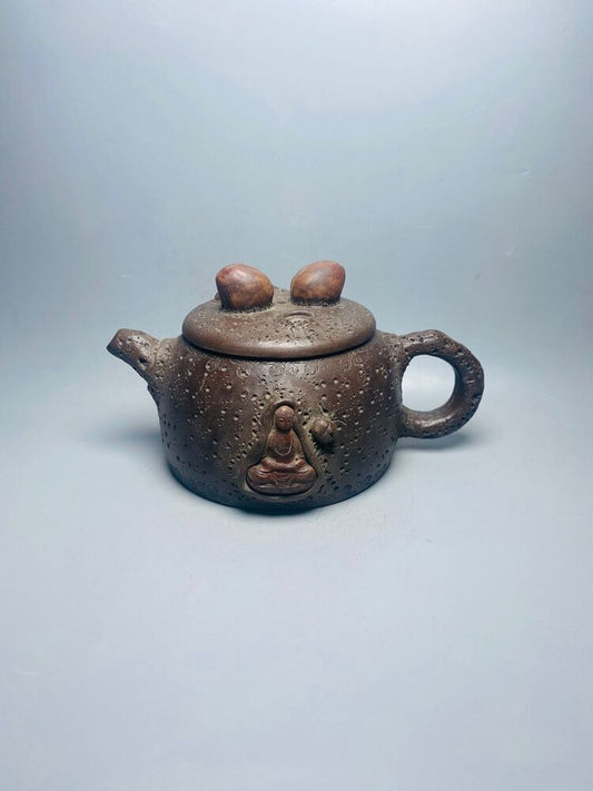 Chinese Yixing Zisha Clay Handmade Exquisite Teapot （供春 底款： 顾景舟）