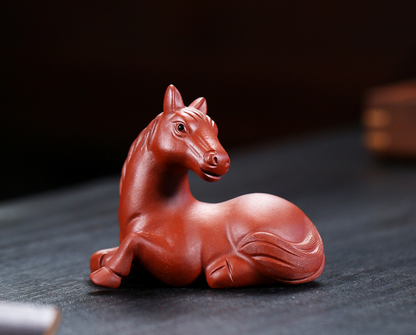 Yixing handmade purple sand sculpture tea tray decoration tea pet horse