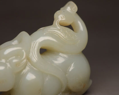Old Peking China Hetian Jade Carving Beast Bird Statue Unique Nice Wonderful Art
