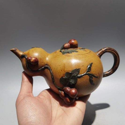 Chinese Yixing Zisha Clay Handmade Exquisite gourd shape statue Teapot