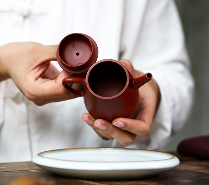 The famous handmade ancient Qin Quan pot of Dahongpao in Yixing raw ore (100ml)