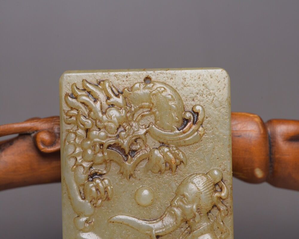 Chinese Natural Hetian Jade Carved Dragon Statue Figure Story Pendant Jewelry