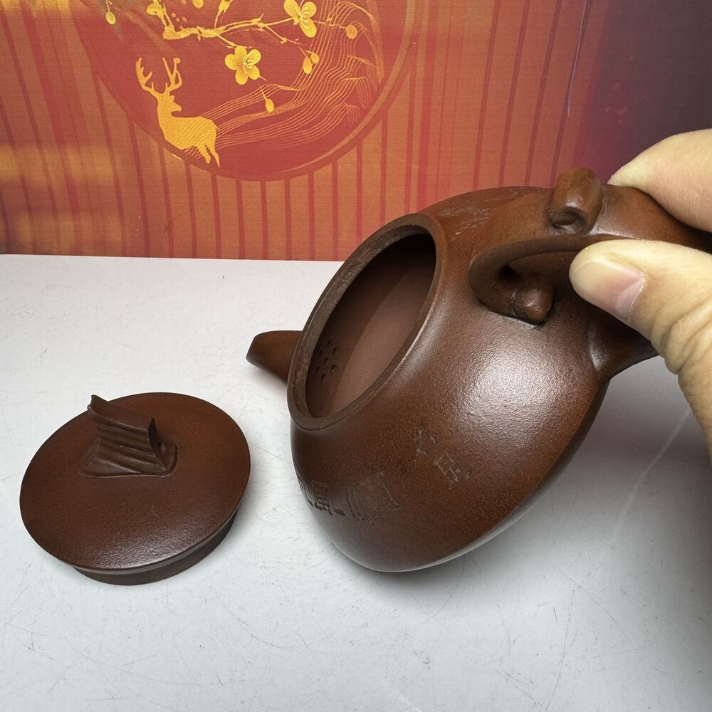 Chinese Yixing Purple Clay Teapot Zisha Handmade Ceramic Exquisite Teaware Rare