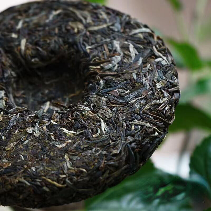 Pu-erh Shengcha Natural Pu'er Green Tea 200g Yiwu Puerh Tea Cake Luoshuidong