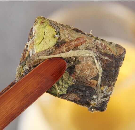 Yunnan white tea golden brick white tea flower honey fragrant white tea new