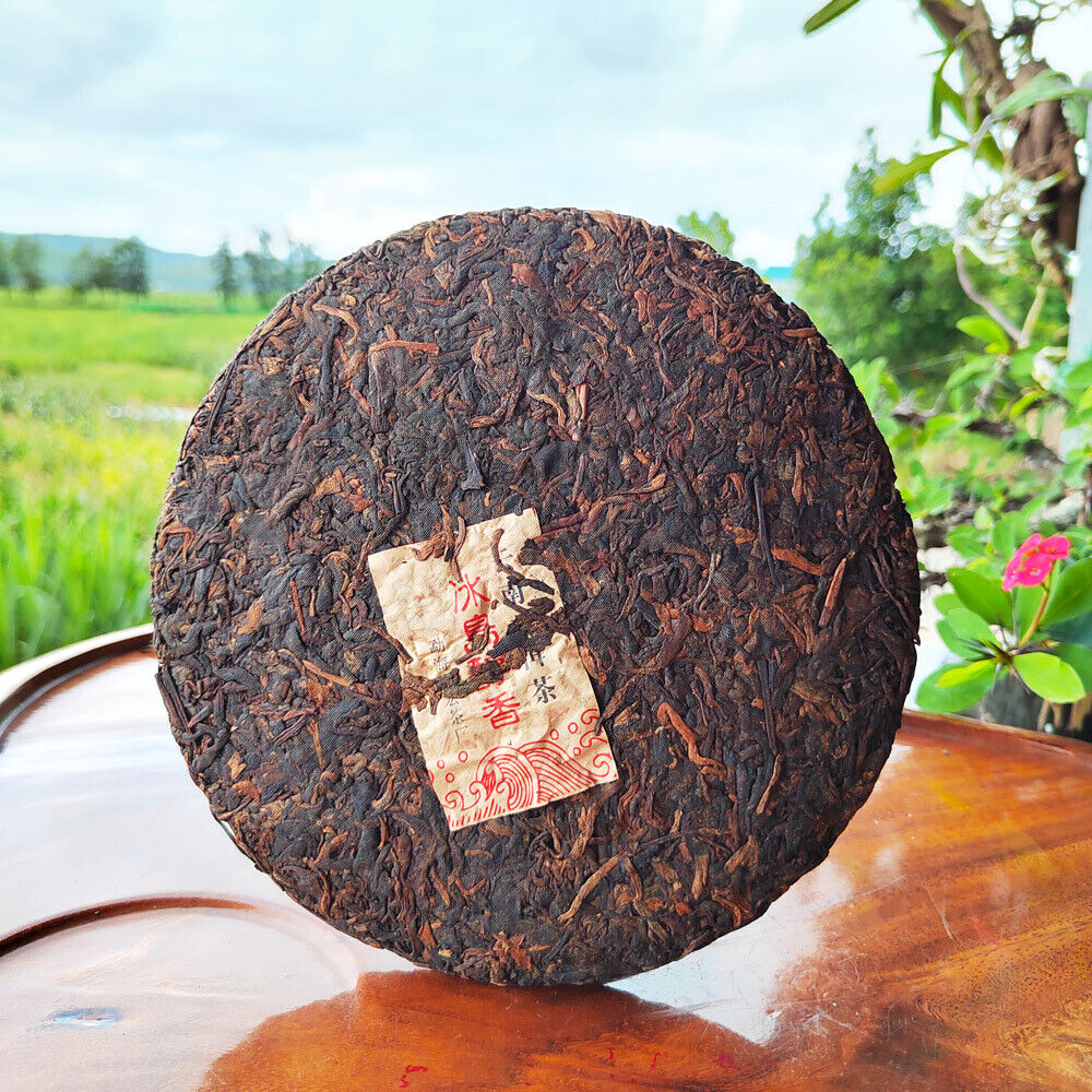 Icelandic Pu'er Ripe Tea Mengku Ancient Tree Ripe Tea Cake Pu'er Tea HongJinYin