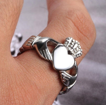 Ring Celtic Irish Claddagh Wedding Crown Heart Band Men Women Fashion Jewelry