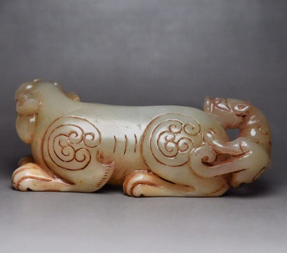 Chinese Hetian Jade Carved Sculpture Exquisite Beast Statue Antique Collections