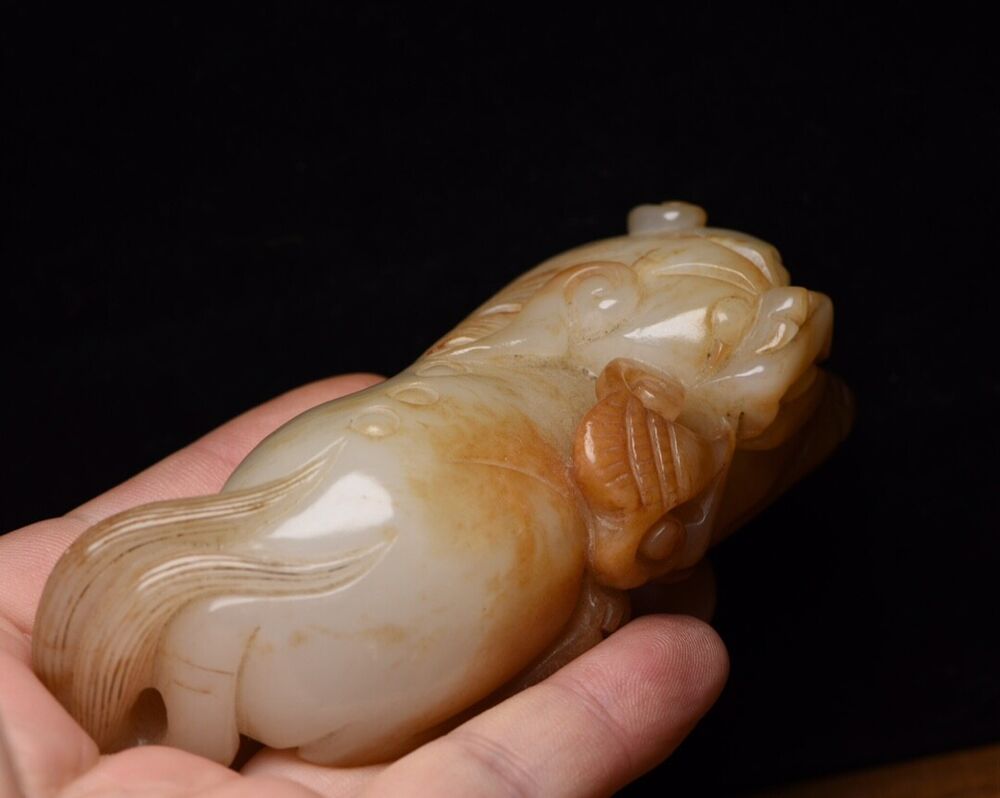Chinese Old Beijing Natural Hetian Jade Carved Nice Beast Statue Figurines Art