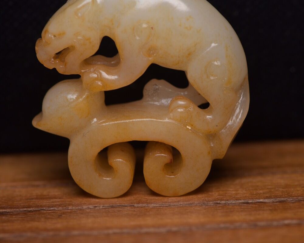 Old Peking Chinese Hetian Jade Carved Auspicious Beast Statue Fine Figurines Art