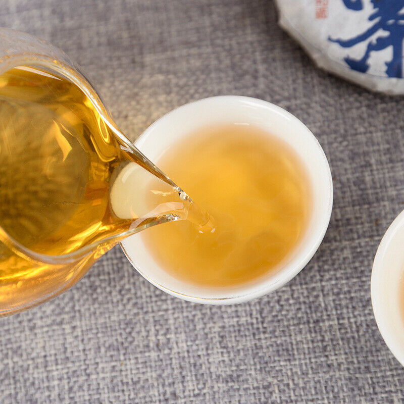 100g Yiwu Ancient Tea Tree Yunnan Tea Pu-erh Raw Tea Tea Cake Organic Tea