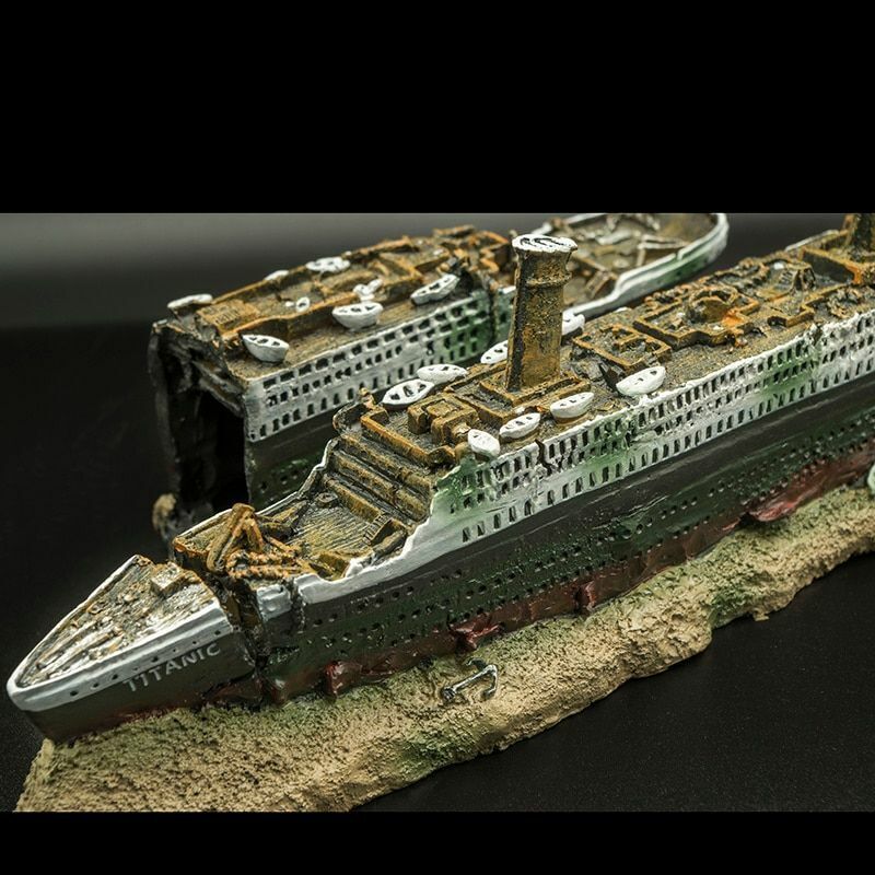 Aquarium Ornaments Titanic Wreckage Ship Cruises Fish Tank Decors Resin 38x6x9cm