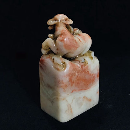 Chinese Natural Shoushan Stone Carved Statue Animal Seal Figurine Collection Art