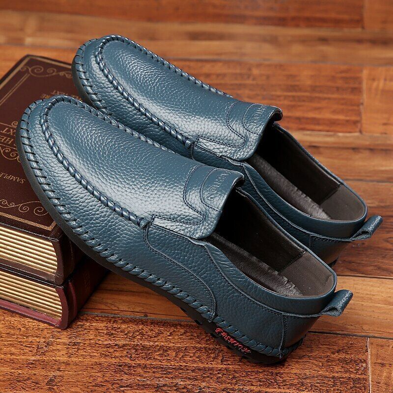 Genuine Leather Men Loafers ShoesMen dress shoes Flat men Driving Shoes