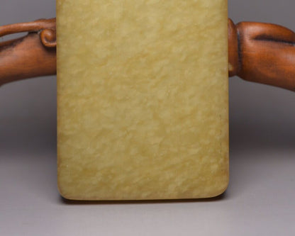 Chinese Natural Hetian Jade Carved Guanyin Statue Lucky Jade Pendant Jewelry Art