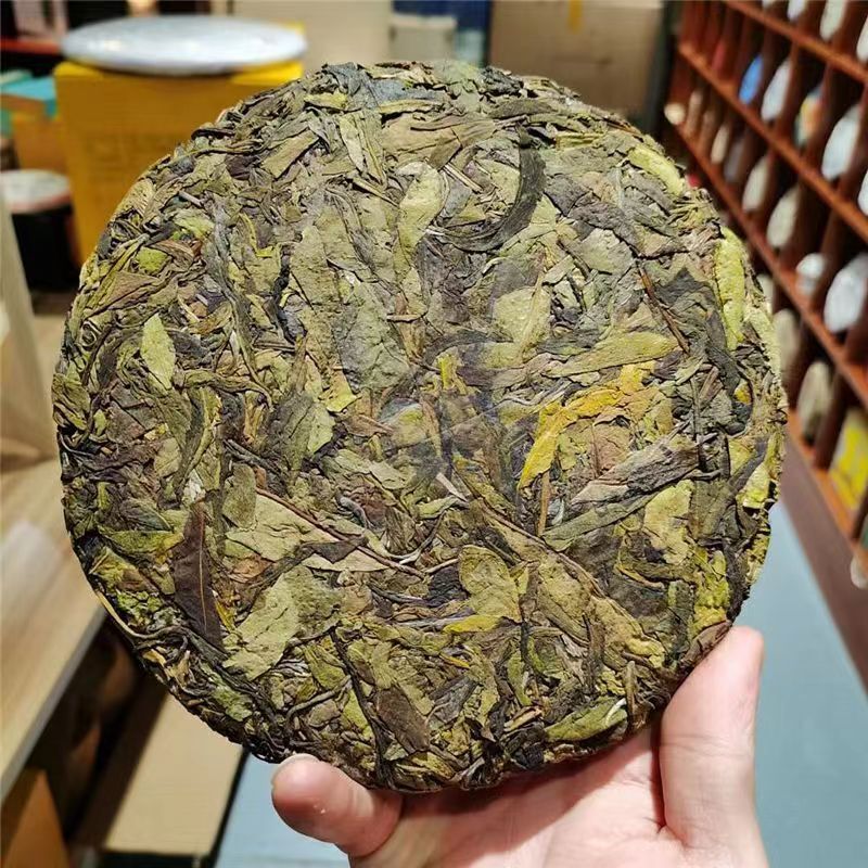 357g Yunnan Puer Raw Tea Jigmai Golden Leaves Puerh Tea Cake Raw Pu-erh Cake Tea