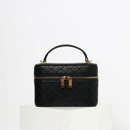 Fully Lambskin Lined!Quilted Real Leather Vanity Case Shoulder Bag Purse Chains