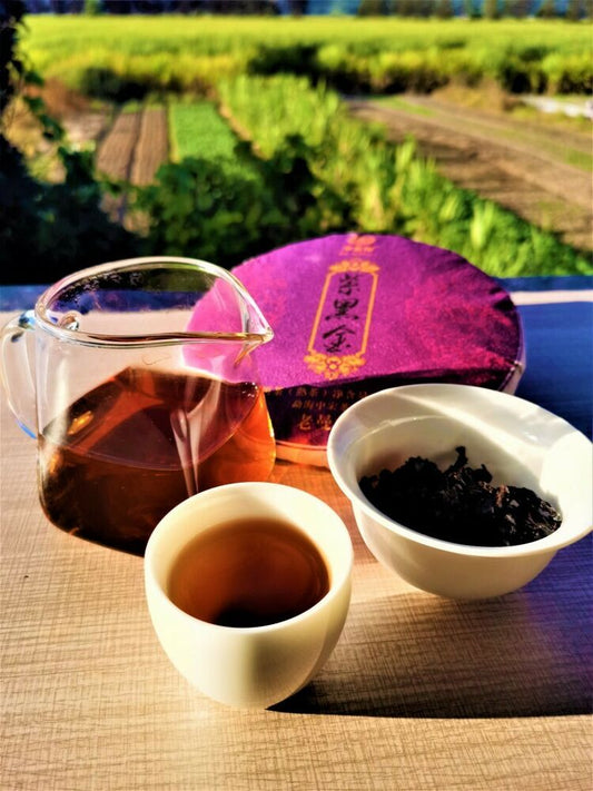 Premium Ripe Pu'er Tea Cake Brown Mountain Ancient Tree Tea Black Tea 357g